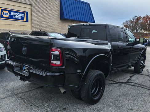 Used 2022 RAM 3500 Limited AWD/4WD image 10