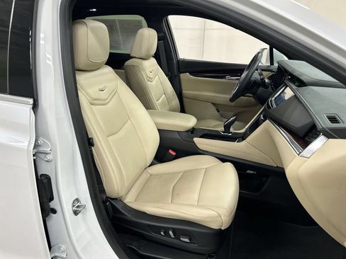 Used 2019 Cadillac XT5 Luxury FWD image 24
