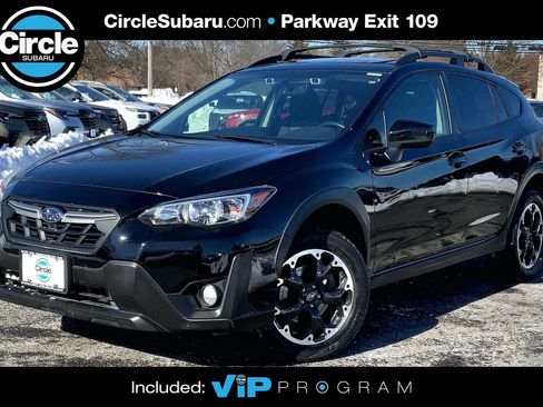 Certified 2023 Subaru Crosstrek 2.0i Premium image 1
