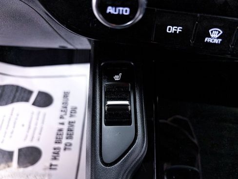 Certified 2023 Kia Telluride S image 22