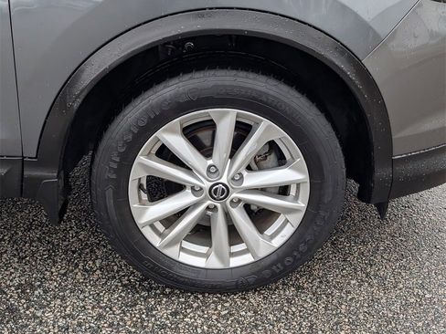 Used 2019 Nissan Rogue Sport SV w/ Technology Package image 11