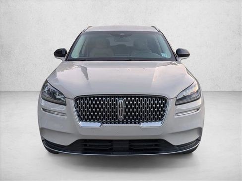 Used 2022 Lincoln Corsair FWD image 2
