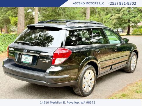 Used 2009 Subaru Outback 2.5i Limited AWD/4WD image 5
