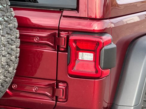 Used 2021 Jeep Wrangler Unlimited Rubicon image 28