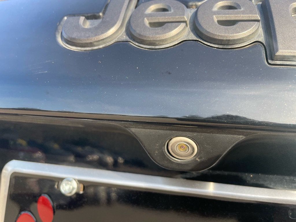 Used 2020 Jeep Compass Trailhawk AWD/4WD image 7