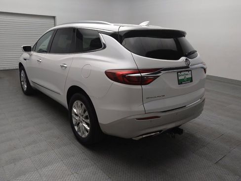 Used 2020 Buick Enclave Premium w/ Sun and Sites Package FWD image 5