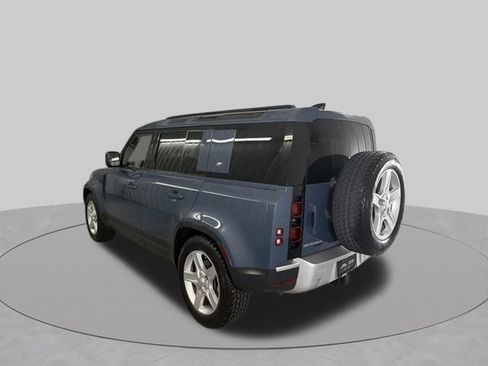 Used 2020 Land Rover Defender 110 SE AWD/4WD image 8