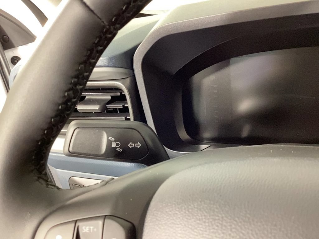 Used 2025 Ford Maverick Lariat w/ Black Appearance Package AWD/4WD image 21