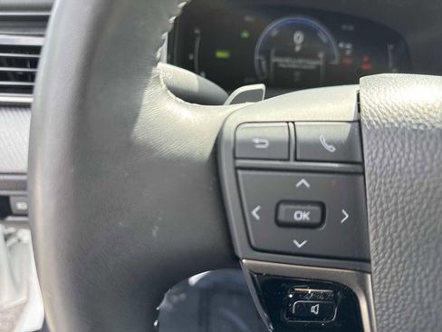 Used 2025 Toyota Camry SE w/ Multimedia Upgrade Package FWD image 22