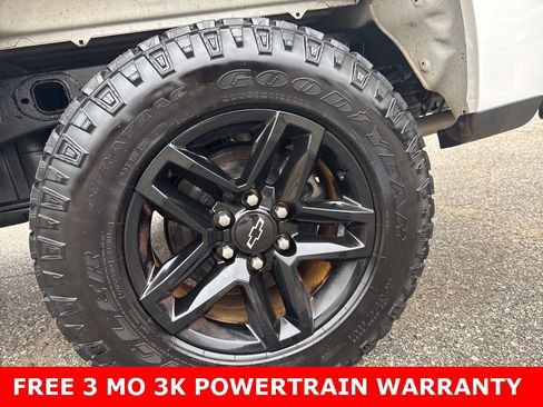 Used 2019 Chevrolet Silverado 1500 Custom Trail Boss w/ Custom Convenience Package image 5