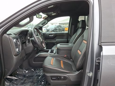 Certified 2021 GMC Sierra 1500 AT4 w/ AT4 Preferred Package image 14