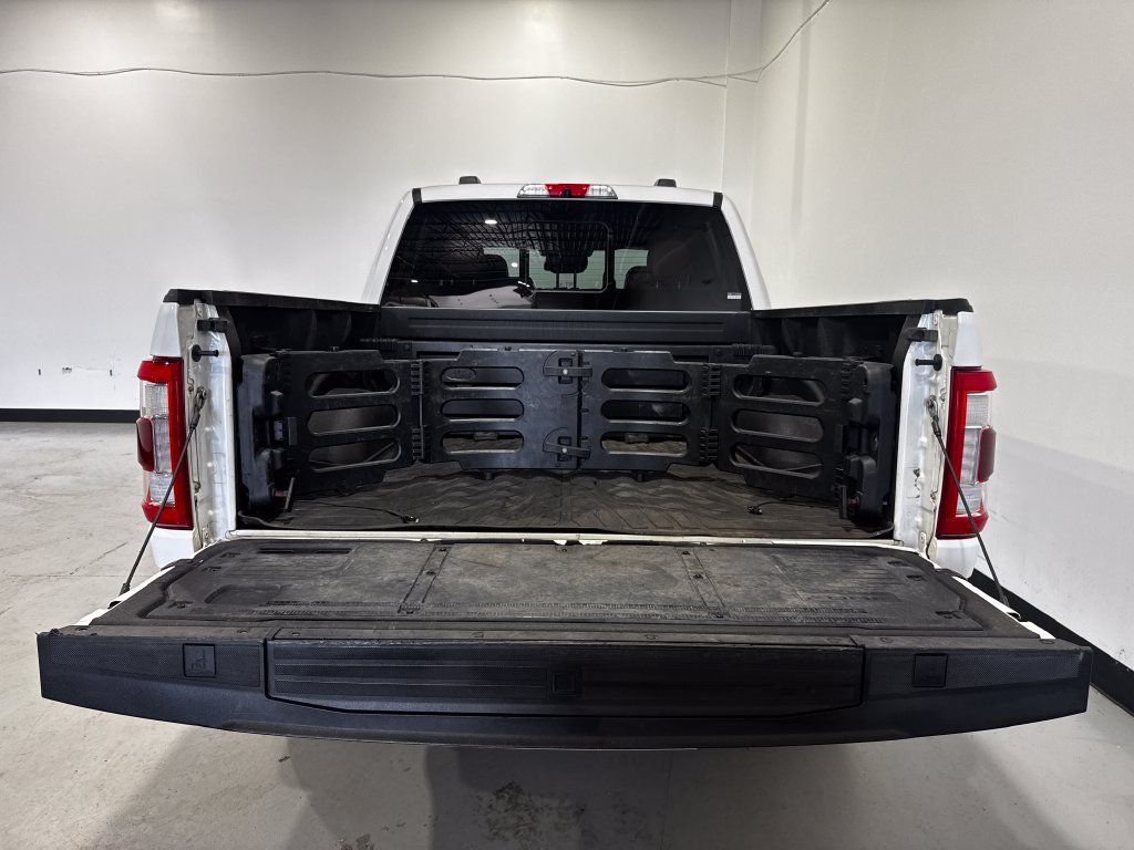 Used 2021 Ford F150 Platinum w/ FX4 Off-Road Package AWD/4WD image 29