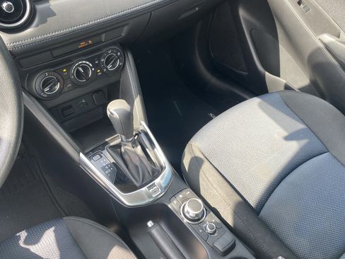 Used 2020 Toyota Yaris LE image 15