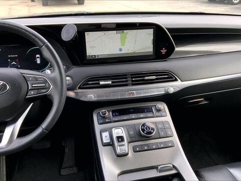 Used 2021 Hyundai Palisade Limited w/ Winter Package image 7