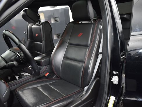 Used 2024 Dodge Durango GT image 23