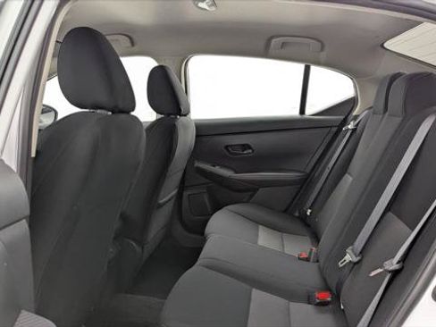 Used 2025 Nissan Sentra SV w/ All-Weather Package FWD image 16