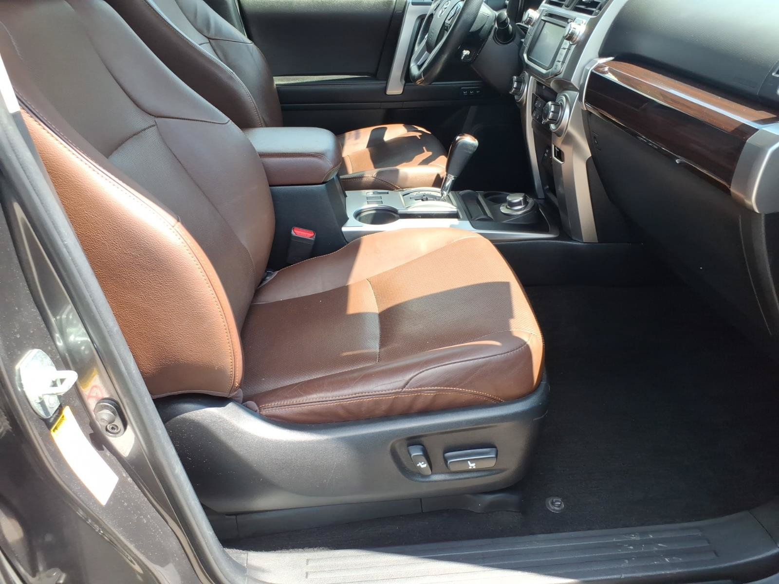 Used 2016 Toyota 4Runner Limited AWD/4WD image 8