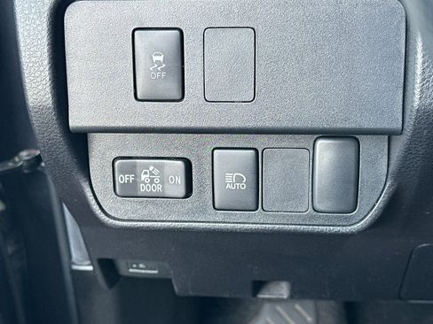 Used 2023 Toyota Tacoma SR5 image 29