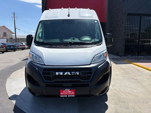 Used 2023 RAM ProMaster 2500 FWD image 8