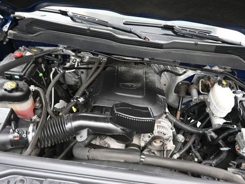 Used 2018 Chevrolet Silverado 2500 LT w/ All Star Edition AWD/4WD image 31
