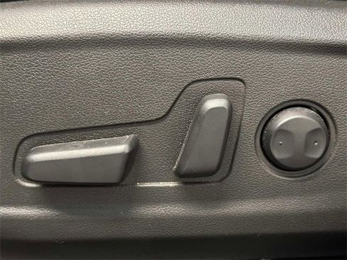 Used 2018 Hyundai Kona Ultimate image 17