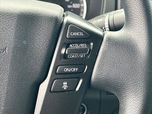 Certified 2025 Nissan Frontier SV RWD image 20