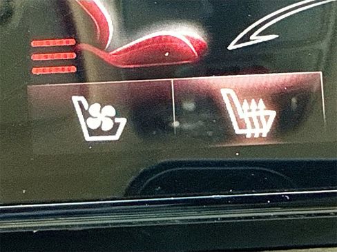 Used 2022 Genesis GV80 2.5T w/ Prestige Package 05 image 22