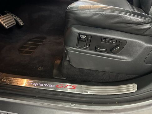 Used 2009 Porsche Cayenne GTS AWD/4WD image 28