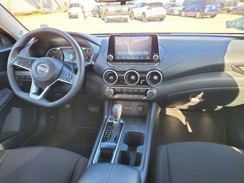 Used 2023 Nissan Sentra SV image 13