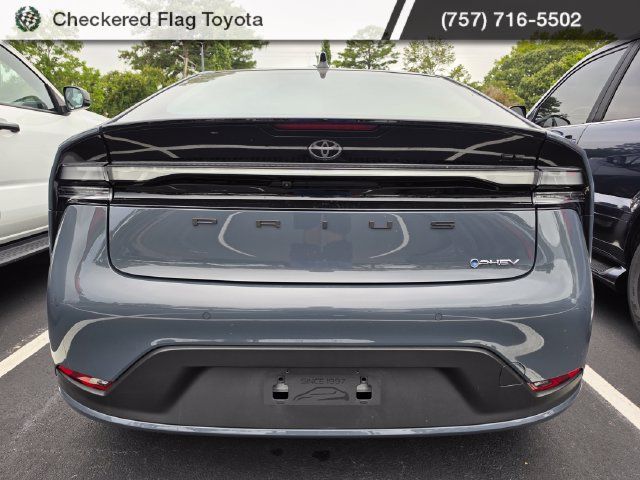 Used 2026 Toyota Prius Plug-In Hybrid FWD image 5