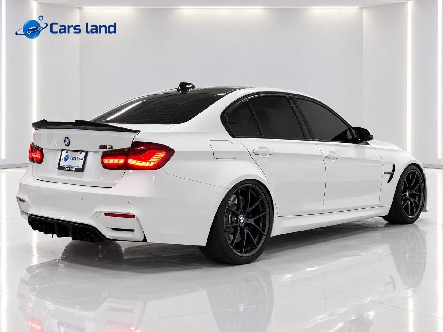 Used 2018 BMW M3 w/ Competition Package RWD image 3