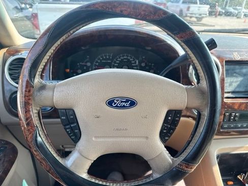 Used 2004 Ford Expedition Eddie Bauer AWD/4WD image 18