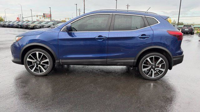 Used 2018 Nissan Rogue Sport SL w/ SL Premium Package FWD image 7