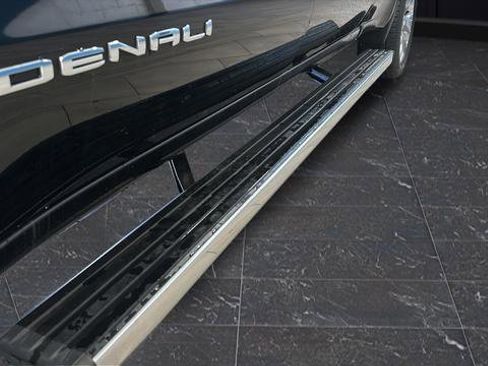 Used 2021 GMC Sierra 1500 Denali w/ Denali Ultimate Package image 41