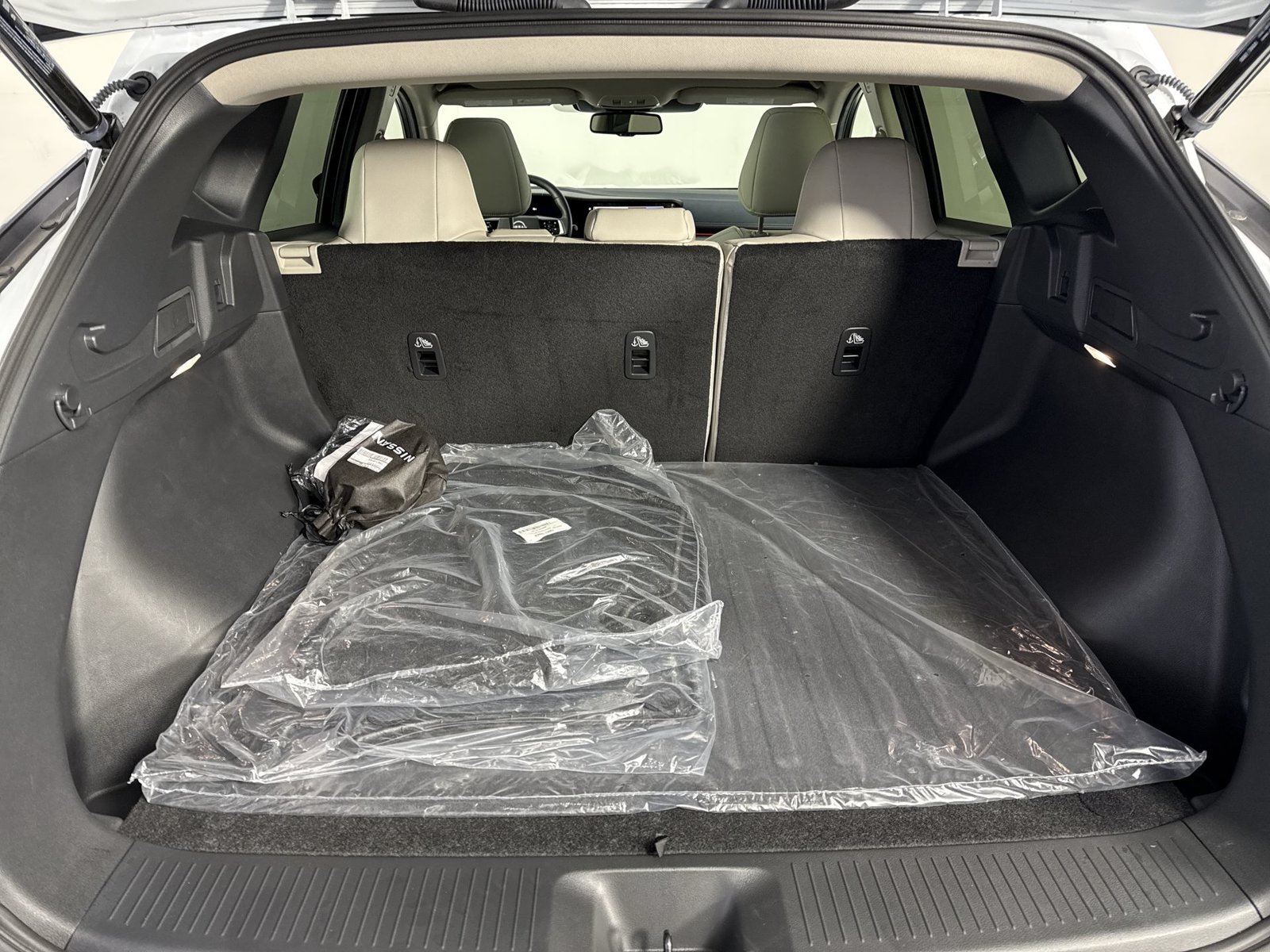 Certified 2025 Nissan Murano SL w/ Cargo Package AWD/4WD image 36