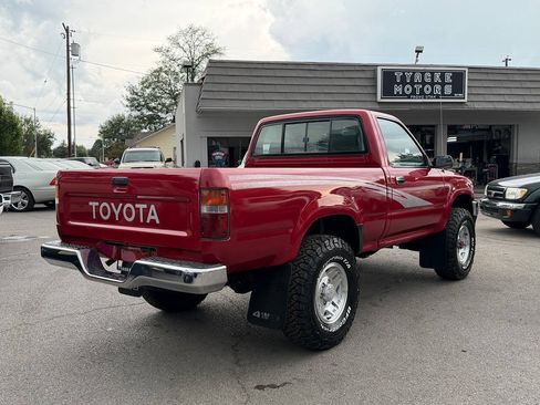 Used 1993 Toyota Pickup Deluxe AWD/4WD image 61