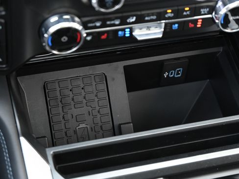 Used 2026 Ford F250 Platinum image 27