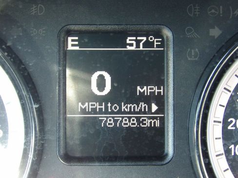 Used 2021 RAM 1500 Classic SLT image 21