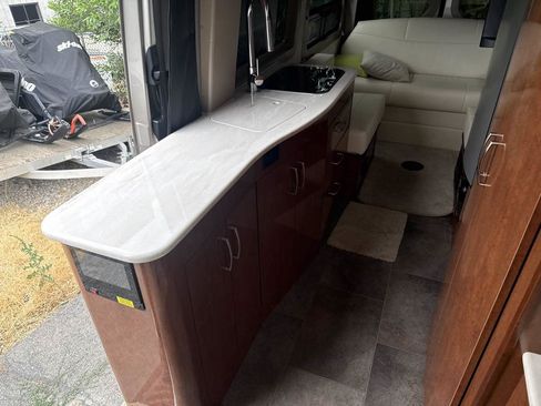 Used 2017 Mercedes-Benz Sprinter 3500 image 8