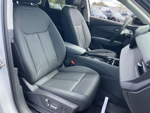 New 2026 Audi Q3 quattro 2.0T AWD/4WD image 35