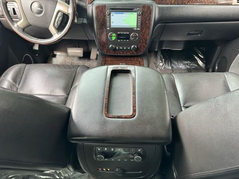 Used 2013 GMC Yukon Denali image 26