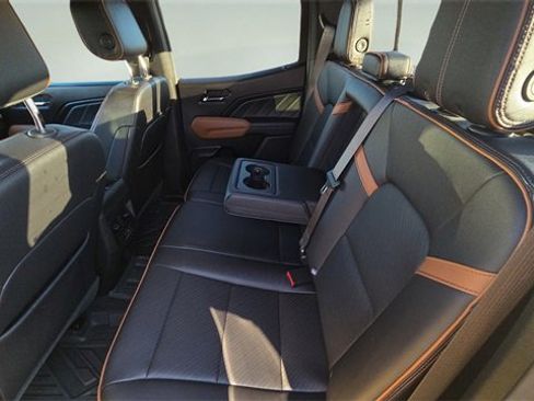 Used 2023 GMC Canyon AT4 w/ AT4 Premium Package image 30