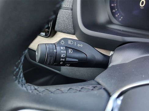 New 2026 Volvo XC90 B6 Plus image 18