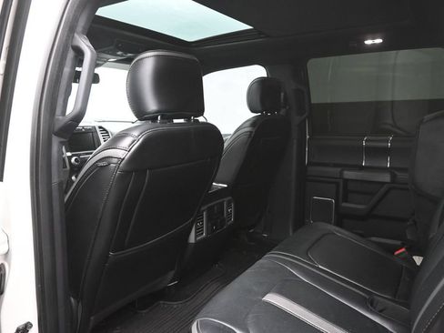 Used 2018 Ford F150 Platinum w/ Equipment Group 701A Luxury AWD/4WD image 26