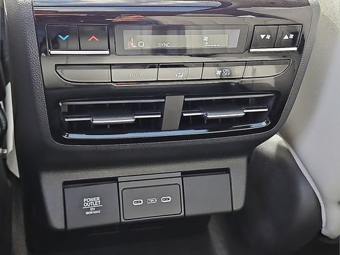 New 2026 Acura MDX w/ Technology Package FWD image 14