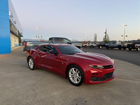 Used 2019 Chevrolet Camaro LS image 5