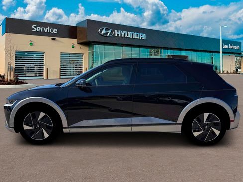 New 2026 Hyundai Ioniq 5 Limited image 3