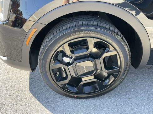 New 2026 Kia Sorento SX Prestige w/ Olive Brown Leather Package image 36