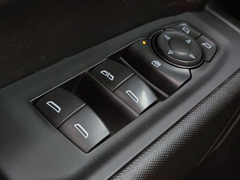 Used 2024 GMC Sierra 1500 Pro w/ Pro Value Package image 16