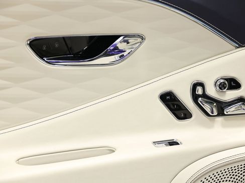 Used 2020 Bentley Flying Spur W12 w/ First Edition Specification image 62